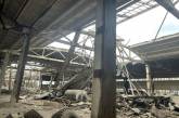 Оккупанты авиабомбами атаковали предприятие в Херсонской области: есть разрушения