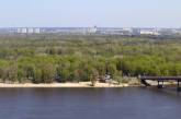 В Киеве на острове затопило парк развлечений (видео)