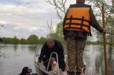 В Черниговской области перевернулась лодка с пятью людьми