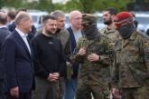 Зеленский и Шольц посетили военную базу, где обучаются украинские воины (видео)