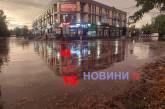 Сел в лужу 2: в Николаеве второй раз за неделю затопило Дормашину (фото, видео)
