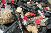 Прецедент в истории США: полиция Майами передала Украине конфискованное оружие