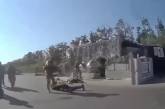 Озброєні люди захопили блокпост у Харкові