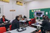 Школьников на уроках «Защиты Украины» будут учить управлять дронами