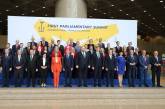 На саммите Международной Крымской платформы приняли совместную декларацию