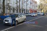 В центре Николаева перед переходом «БМВ» врезался в «Хюндай»