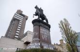 Кабмин разрешил демонтировать в Киеве памятники Пушкину и Щорсу 