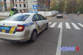 В центре Николаева ВАЗ сбил пешехода на переходе: пострадавшего увезла скорая
