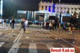 После празднования Дня города мемориал героям-ольшанцам оказался заваленным мусором