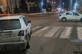 В центре Николаева столкнулись автомобиль охранной фирмы и «Фольксваген»