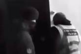 Російські канали розповсюджують фейкове відео з «пострілом» у працівника ТЦК при врученні повістки