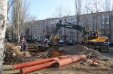 В Николаеве ремонтируют самотечный коллектор: устраняют провал на трубе