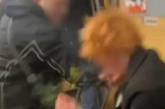 В Киеве избили пассажира метро из-за цвета волос (видео)