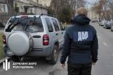 В Николаевской области военный пытался продать переданные для ВСУ автомобили