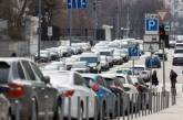 В Киеве запретили взимать плату за парковку – решение суда