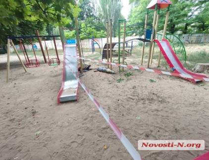 Сенкевич повідомив, що в Миколаєві не ремонтуватимуть дитячі майданчики