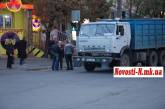 Из-за столкнувшихся «Камаза» и «Subaru» в центре Николаева образовалась большая пробка