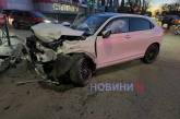 В центре Николаева столкнулись три автомобиля: двое пострадавших, огромная пробка (видео)