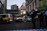 В Сиднее мужчина зарезал пятерых посетителей торгового центра, также есть раненые