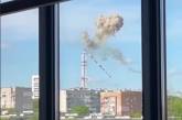 З'явилося відео падіння телевежі у Харкові після удару російської ракети (відео)