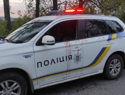 Потрібно з повагою ставитися, бо у всіх нерви, - Кім про розстріл поліцейських військовими