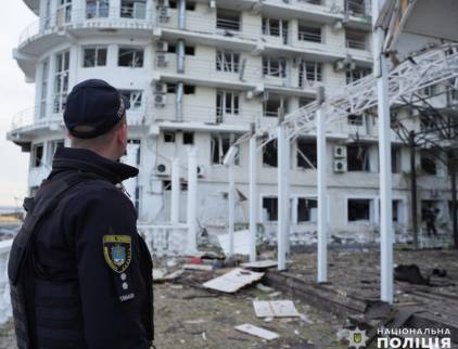Поліція документує наслідки атаки на Миколаїв (фото)