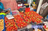 Полуниця, черешня, абрикос: ціни на ранні фрукти на ринку в Миколаєві