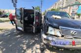 На перехресті у Миколаєві зіткнулися «Лексус» та «Фіат»: постраждав водій