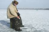 Николаевские МЧСники спасли двух пенсионеров-рыбаков  с оторвавшейся льдины