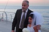 12-летняя девочка-невеста шокировала сеть (видео)