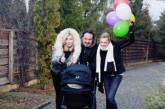Ирина Билык возит сына в коляске, стоимостью почти 40 тысяч гривен