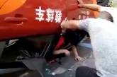 Китаянка перевернула автомобиль во время 8-й попытки сдать на права