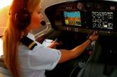 Пилот Мишель Гурис и яркие фото из ее путешествий. ФОТО