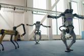 Сеть в восторге от танцующего четвероногого робота (ВИДЕО)