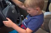 В США 4-летний мальчик угнал авто деда ради конфет