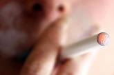 Британского водителя бензовоза судят за курение электронной сигареты