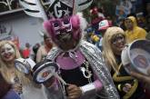 Бразильцы раздеваются на репетиции карнавала. ФОТО