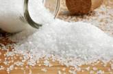 Медики объяснили, почему гипертоникам противопоказаны соленые продукты