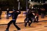 Безработная молодежь забросала шведскую полицию камнями