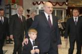 Лукашенко готовит сына себе в преемники