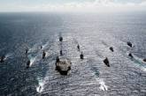 США стягивают в район Персидского залива десантные корабли и морпехов