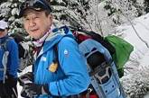 Американский альпинист выжил в горах, сжигая доллары и носки