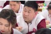 Этот китайский школьник выглядит как 80-летний старик. Фото