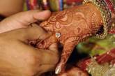 Житель Индии подал на развод, увидев лицо жены