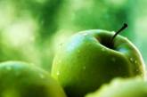 Медики сравнили пользу от яблок разных цветов