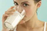 Врачи рассказали, от какого женского заболевания может защитить "молочка"