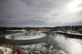 В американской реке появился ледяной вращающийся диск. ФОТО