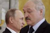 «Братское поглощение»: отношения России и Беларуси высмеяли карикатурой. ФОТО