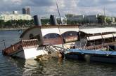 В Екатеринбурге утонуло кафе «Кораблик»
