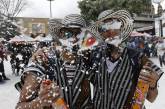 Яркий карнавал «Черных и Белых» в Пасто. ФОТО